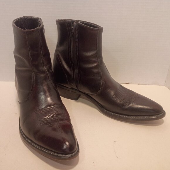 Vintage LAREDO Men's Sz 9.5D Black Leather 6" Western Boots "Beatle Boots" 5767 - Picture 1 of 14